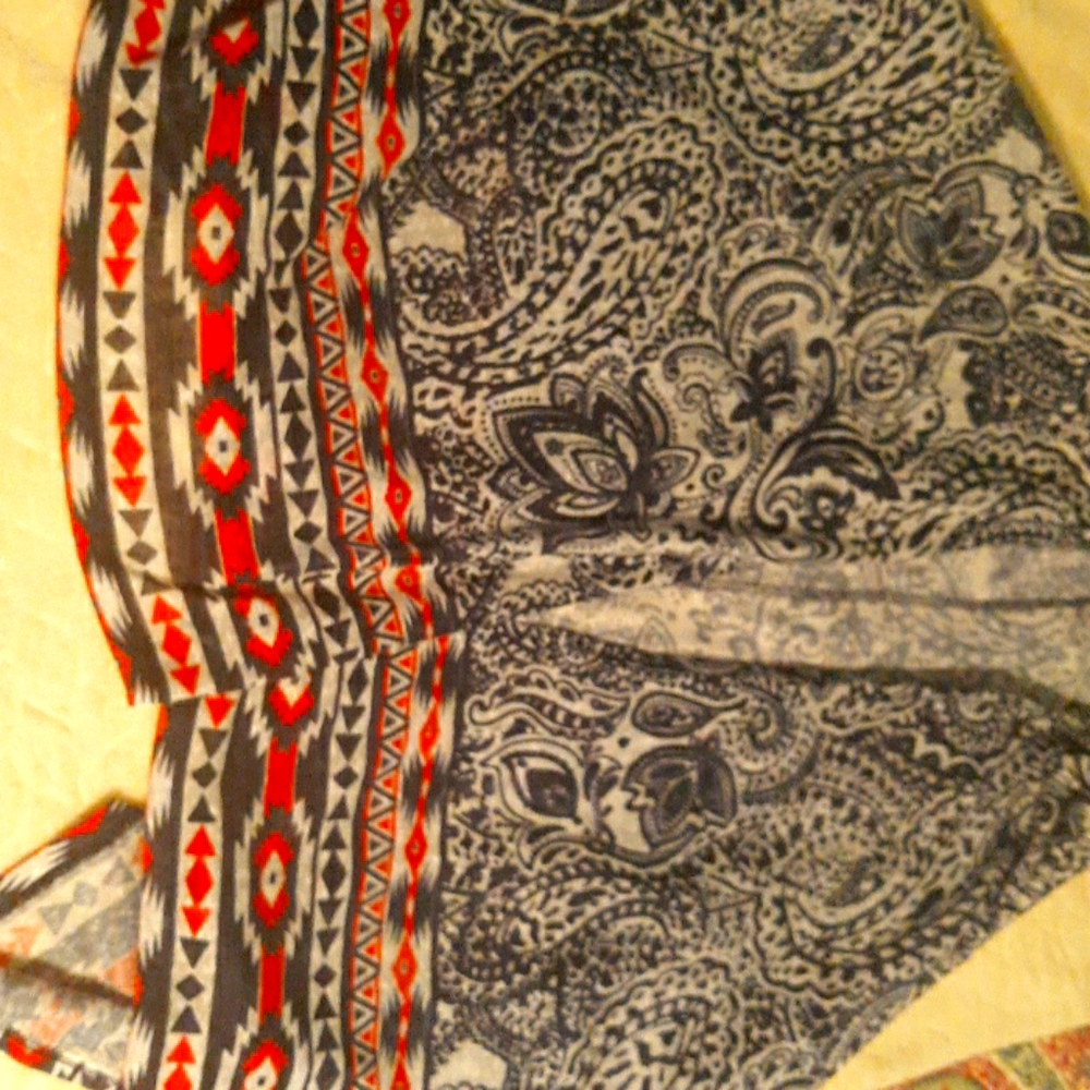Womens shaw